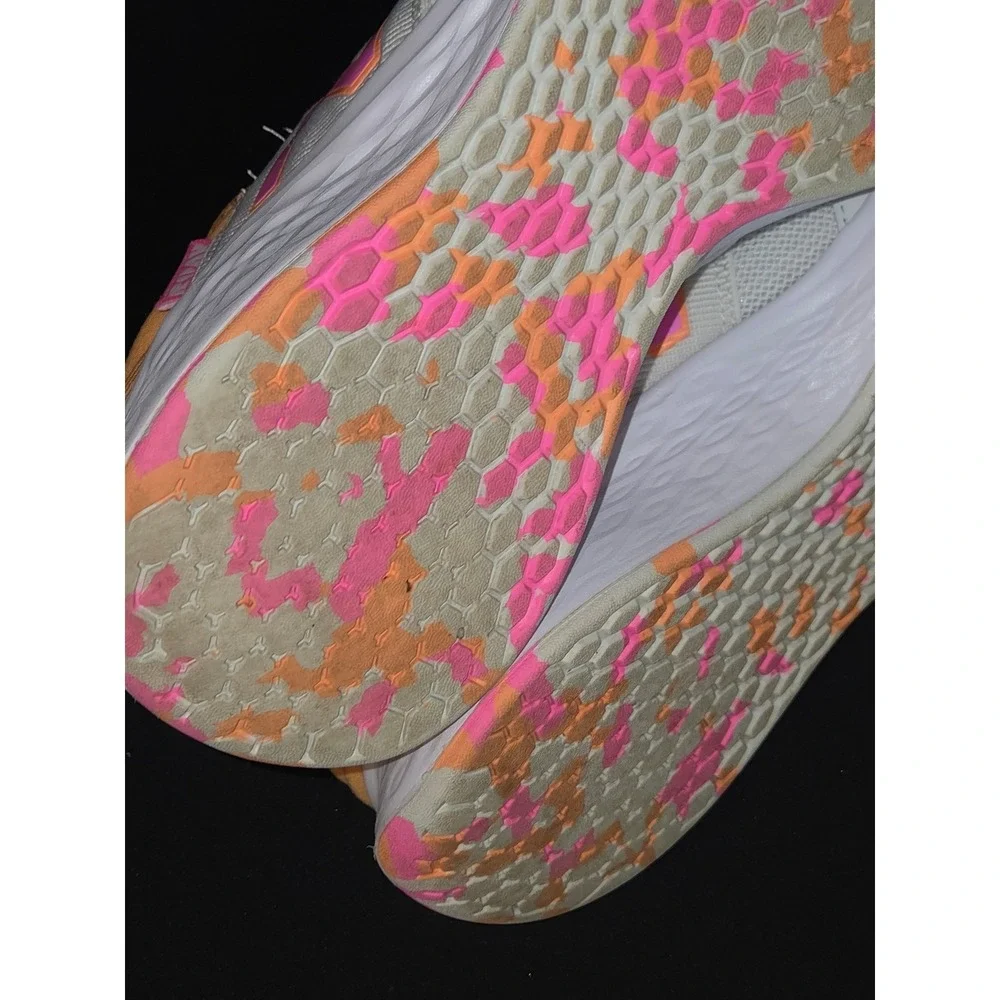 New Balance Fresh Foam Roav Men's Size 6 White Orange Pink Running Shoes GEROVNV